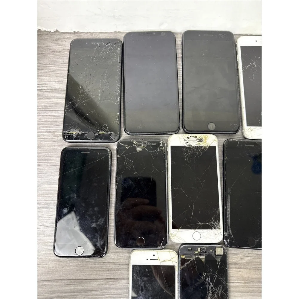 Lot Of‎ 17 Genuine iPhones For Parts From iPhone 5 And Up